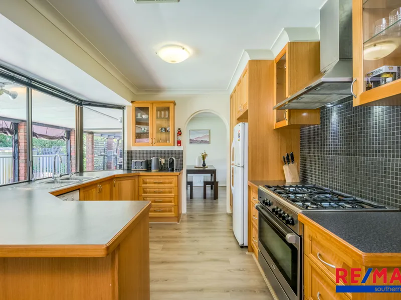 Under Offer by Tom Cleary. More Sellers Wanted.