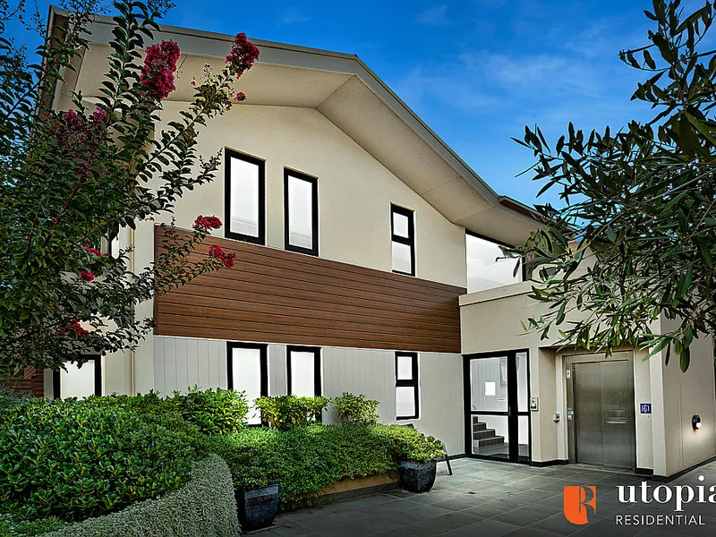 First Class, Executive Quality Luxury 