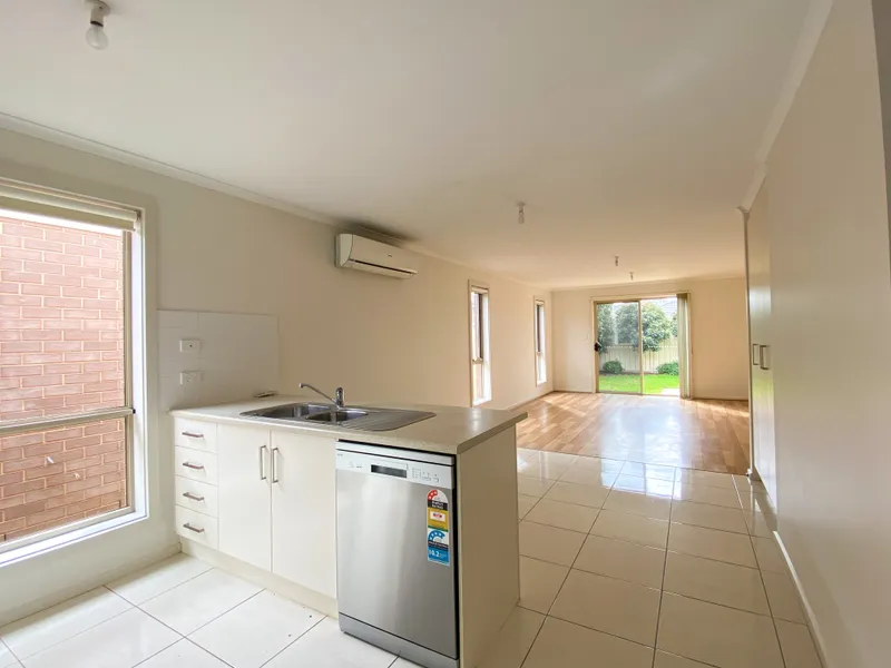 VIRTUAL TOUR COMING SOON! APPLY @ https://app.snug.com/apply/essentialpm