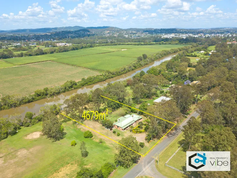 DEEP WATER RIVER FRONTAGE