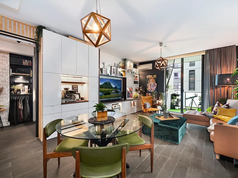 Harts Landing - Stunning Smart Home Tech, Storage plus Study
