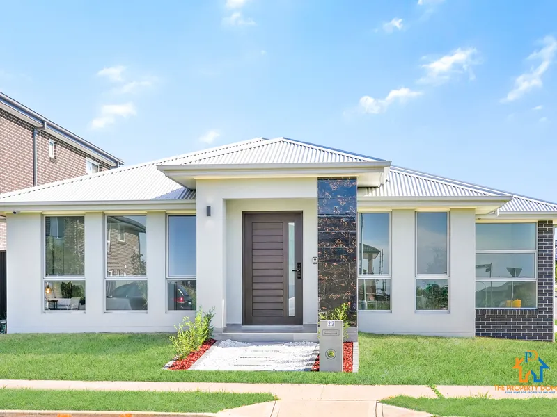 Custom build single level stunner in the heart of Austral !