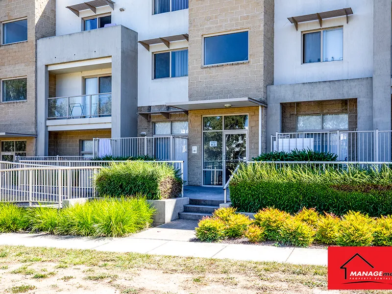 SPACIOUS LIVING, GREAT LOCATION, ON LEVEL THREE