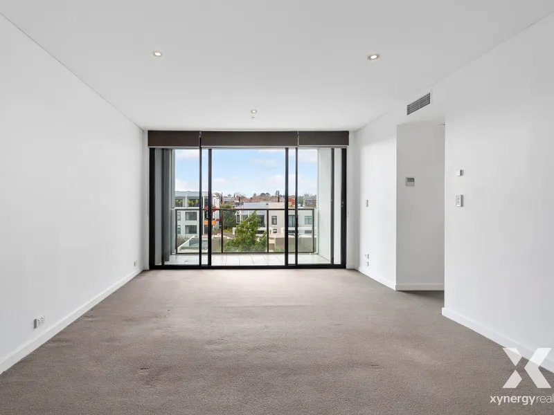 Exquisitely finished, this two-bedroom apartment is elegant and beautiful
