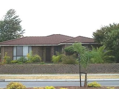 Neat and tidy house in a great location close to public transport