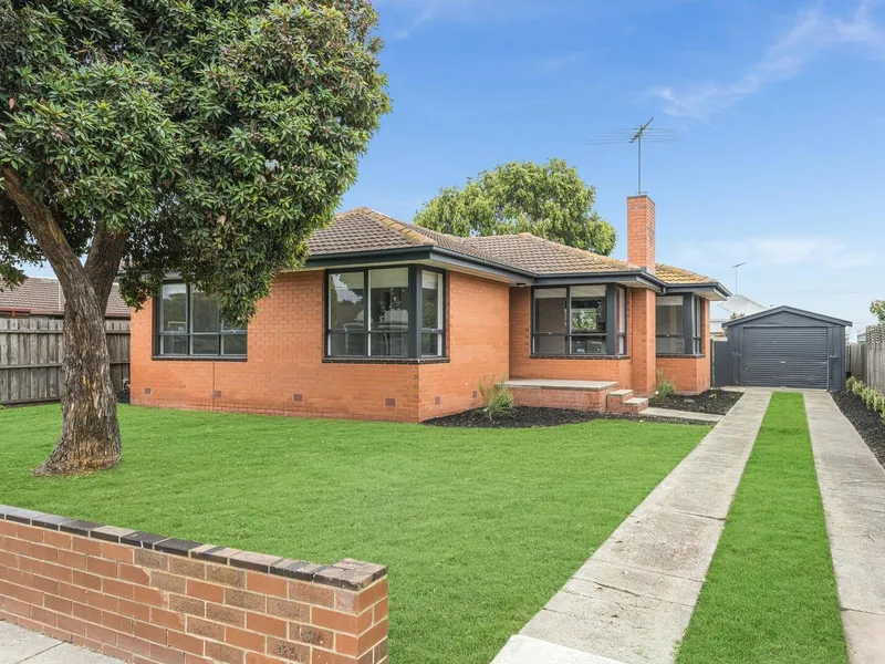 The Complete Family Home In An Incredible Location