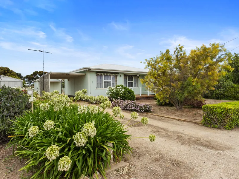 Affordable Seaside Home on large Block