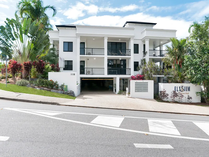 Luxury Fully Furnished 2 Bedroom Apartment - Power Included!