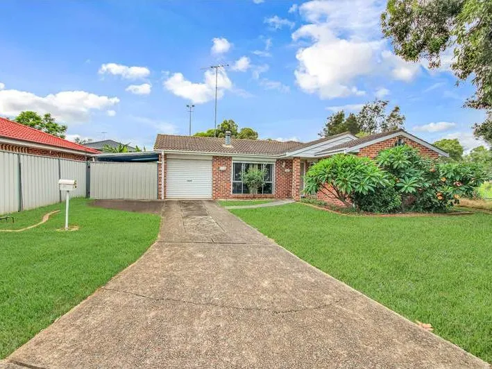 SPACIOUS HOME WITH INGROUND POOL!