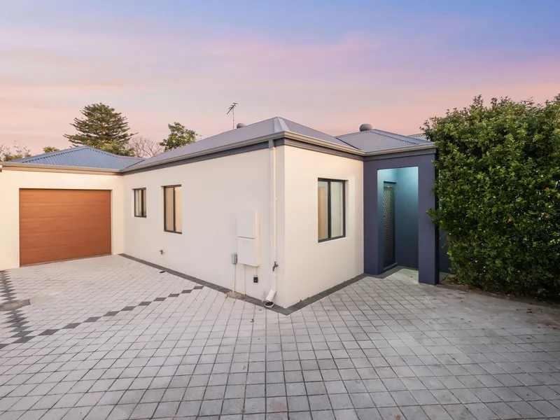 Classic contemporary villa; great, low-maintenance lifestyle.