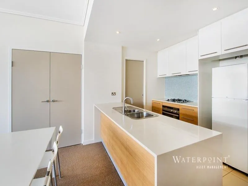 Sun Drenched Modern Unit with Bedroom Sized Study