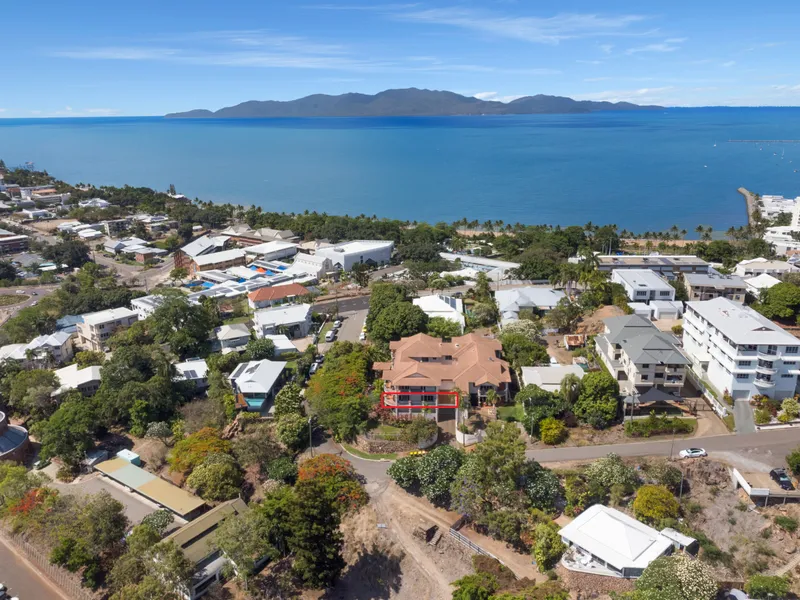 MELTON HILL APARTMENT