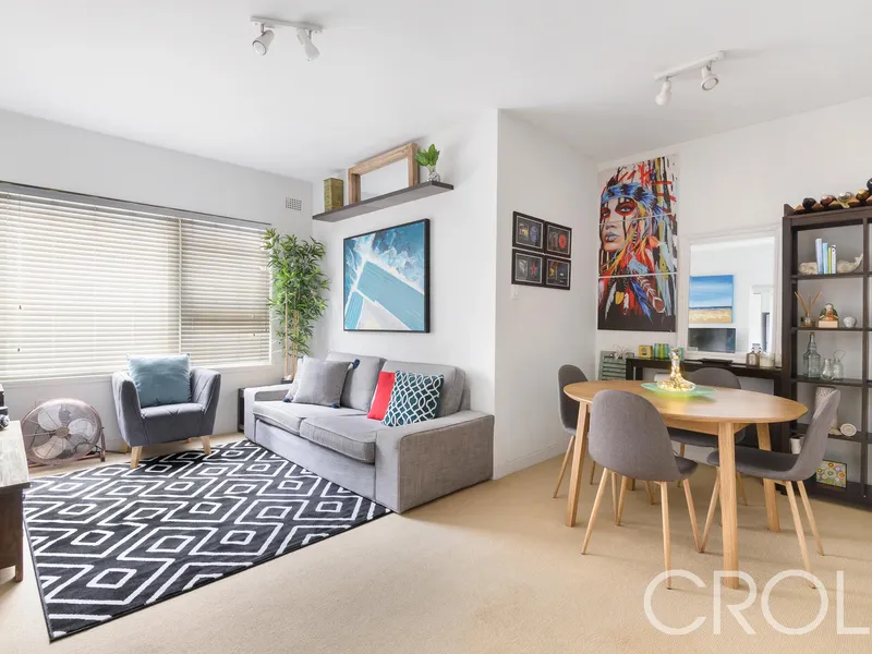 Light And Bright One Bedroom Apartment