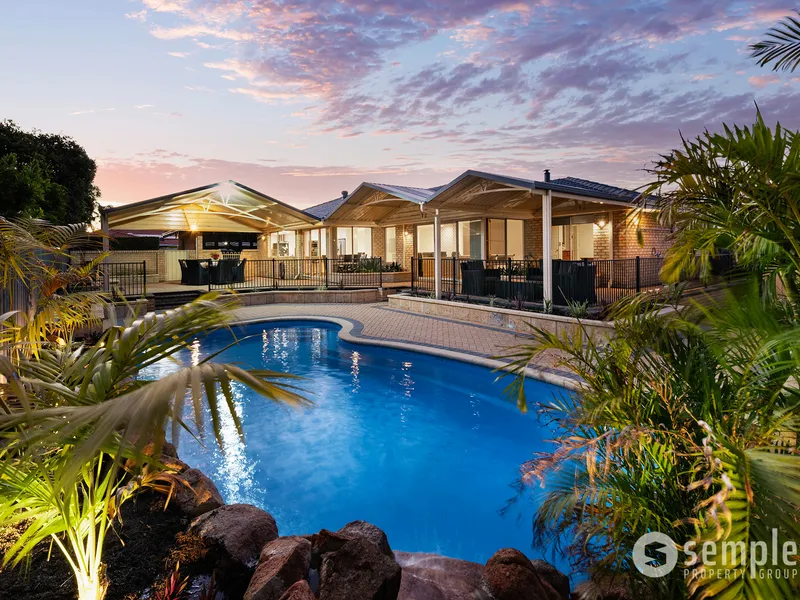 THE ULTIMATE FAMILY RETREAT 