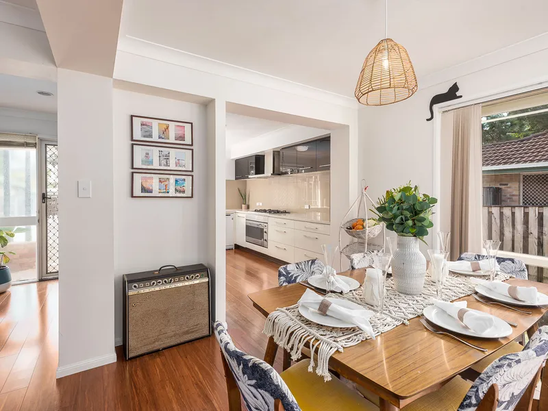 GORGEOUS FAMILY HOME