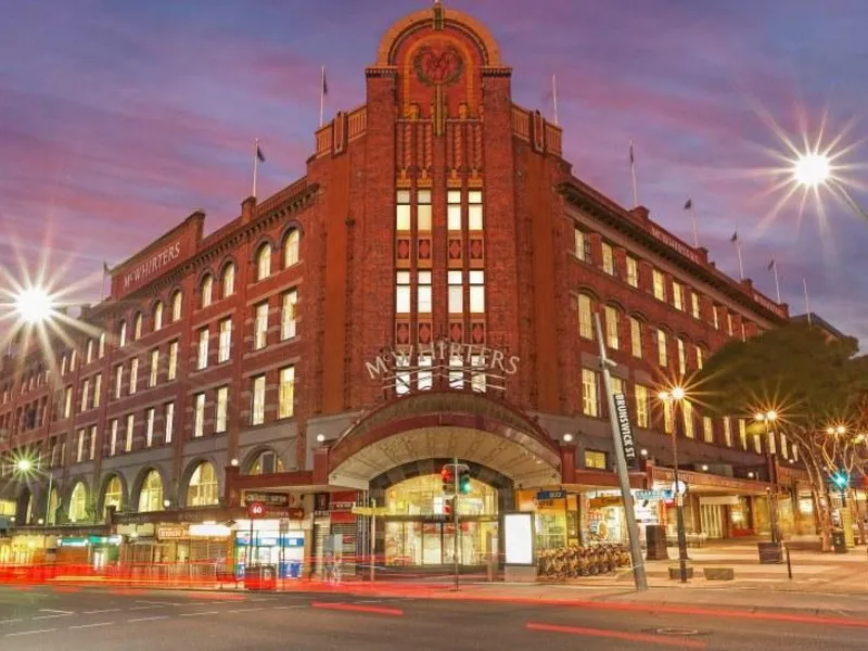 High Ceilings style, 2 bedroom luxury apartment in Iconic McWhirters Building