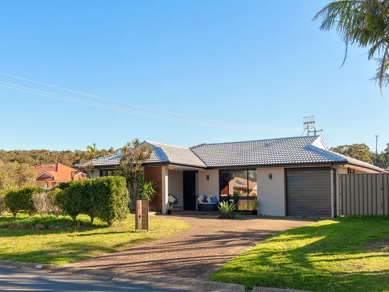 Large 4 Bedroom home with pool