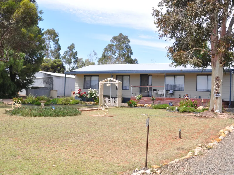 3 bedroom home with room to move