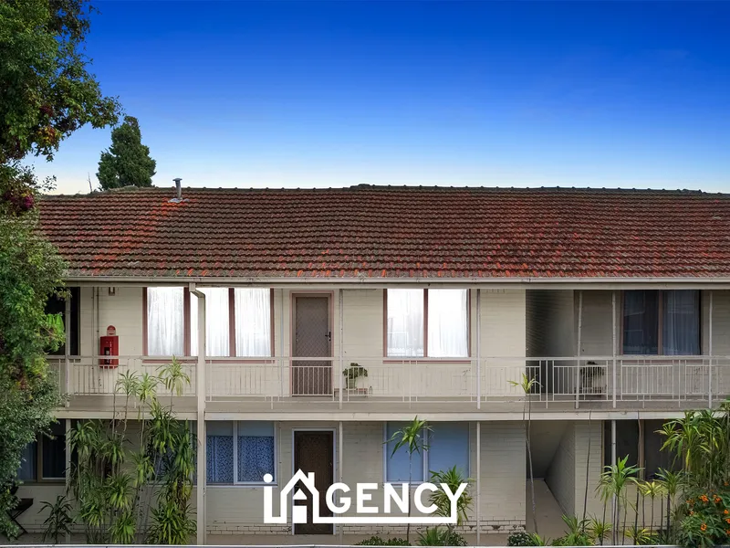 APARTMENT LOCATED IN THE HEART OF DANDENONG