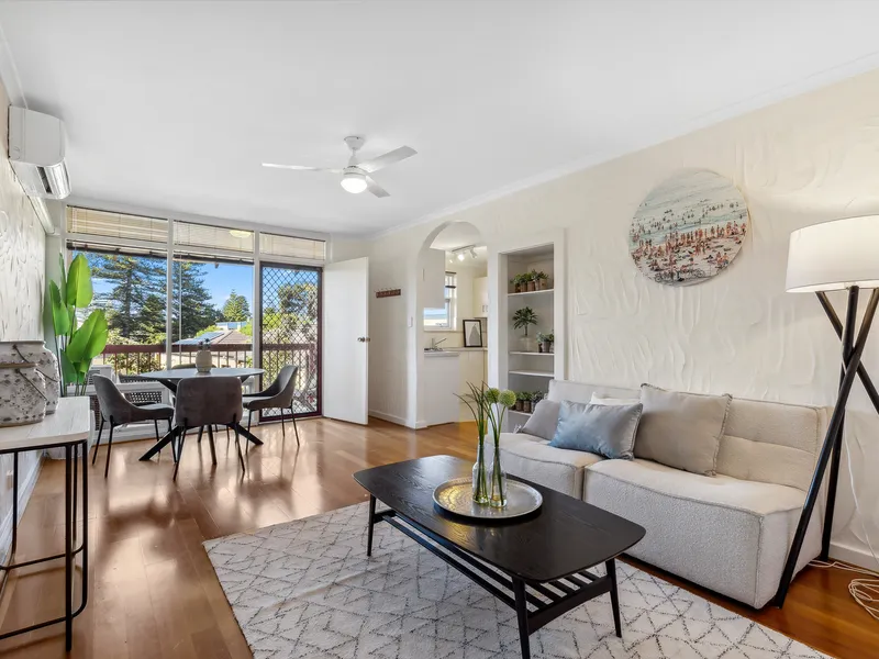 An excellent coastal opportunity!