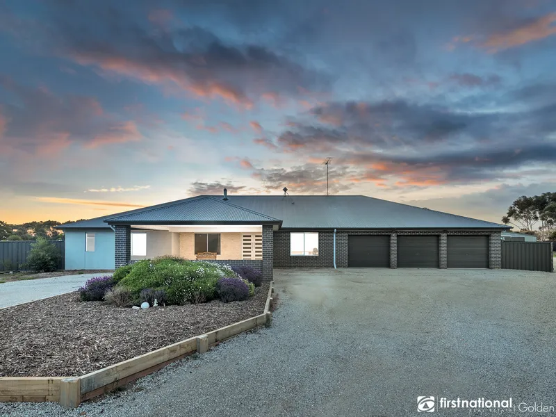 Modern Entertainer on 2.5Acres