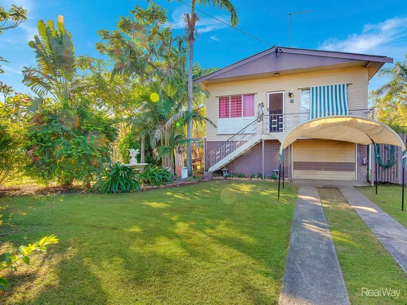 LARGE FAMILY SIZE HOME IN BERSERKER