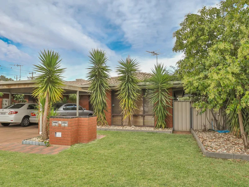 Low maintenance unit on Mildura's westside