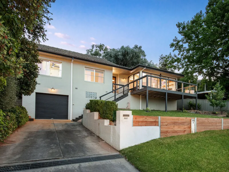 Elevated Family Home - Outstanding Northerly Views