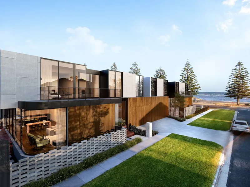 BROADEN YOUR HORIZONS ON THE BEACHFRONT