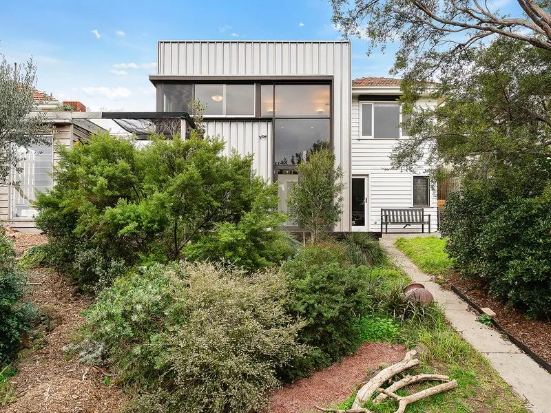 Family Home With Separate Studio