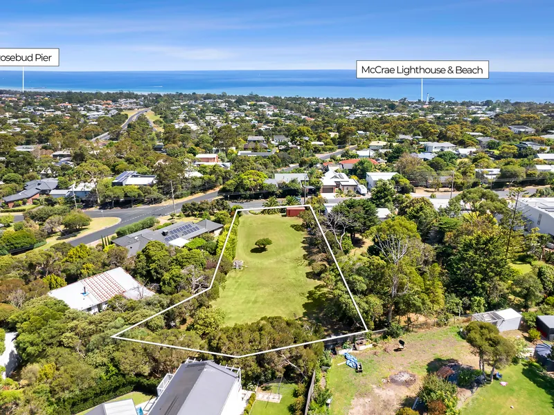 Rare landbank opportunity on McCrae hillside