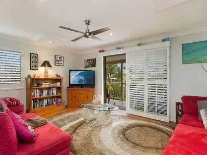 Unfurnished spacious 2 storey townhouse 