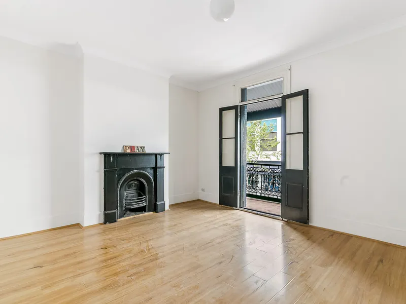 CITY FRINGE 4 BEDROOM TERRACE