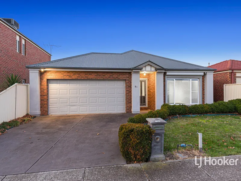 Charming Home with Serene Backyard, Premier Point Cook Location