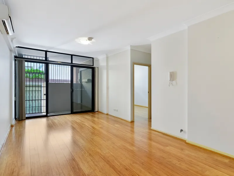 Modern One Bedroom Apartment