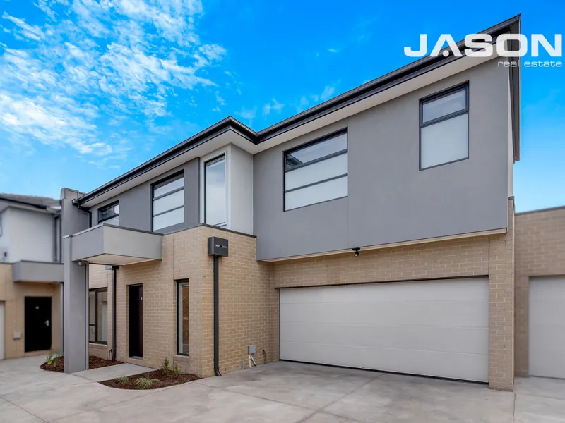 NEWLY BUILT TOWNHOUSE COMPLEX IN HEART OF TULLAMARINE