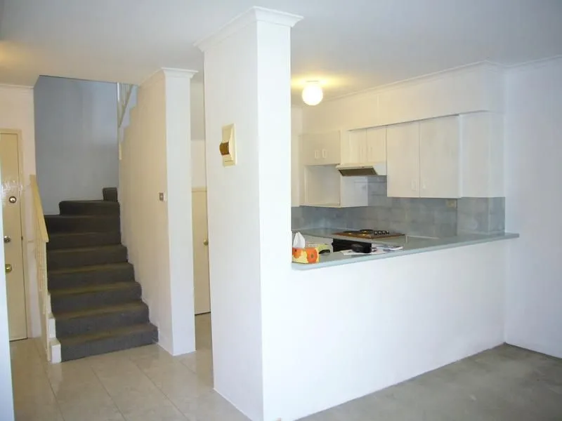 Nice 2 bedroom in heart of Redfern