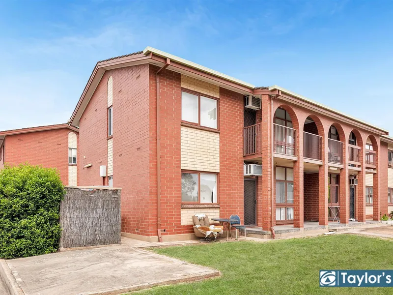 FULLY RENOVATED 2BR UNIT