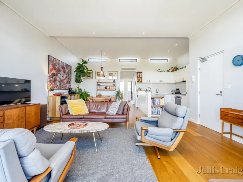 Spectacular Park View, Secluded and Spacious