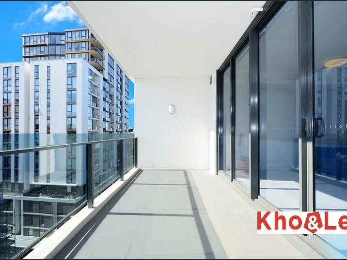 STUNNING ULTRA MODERN ONE BEDROOM APARTMENT IN PERFECT LOCATION!