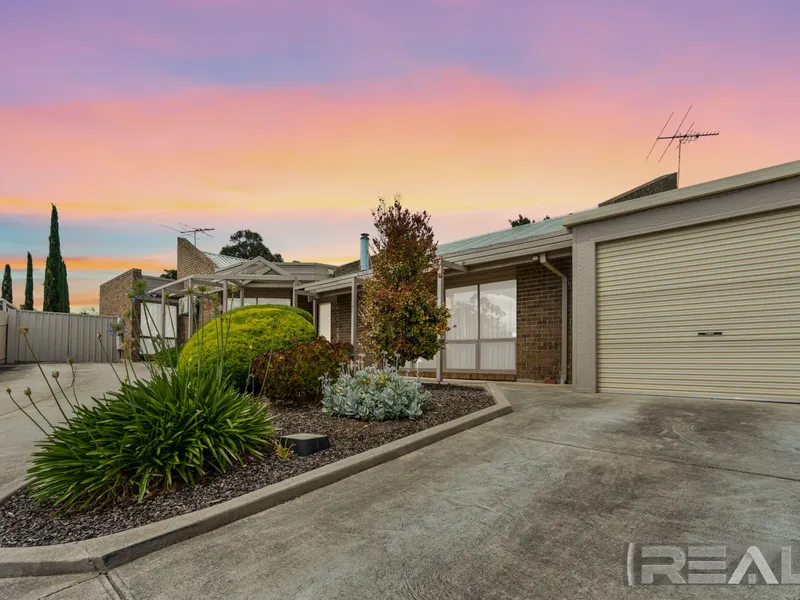Room for Mum, Dad, the Kids and all the TOYS!!