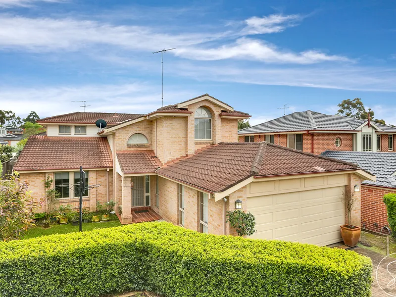 4 BEDROOM FAMILY HOME LOCATED IN THE BEAUTIFUL DUNCRAIG ESTATE!