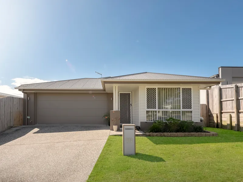 Immaculate Modern Oasis - Your Dream Home Awaits!