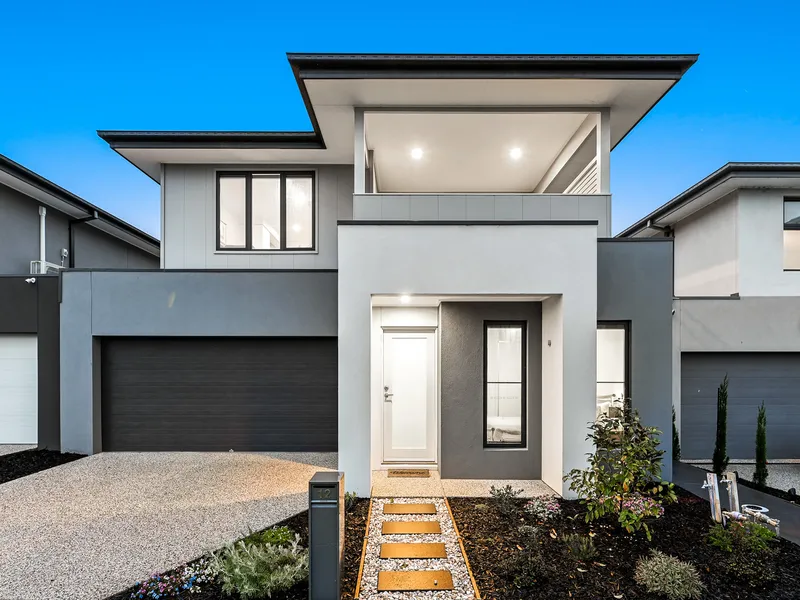 Stylish Near-New Home in Popular New Estate
