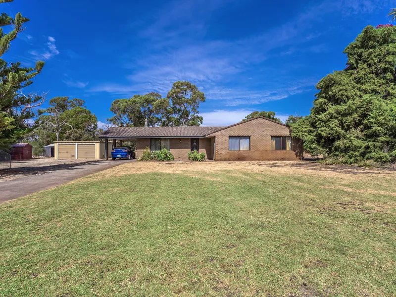 UNIQUE OPPORTUNITY, ON 5 ACRES