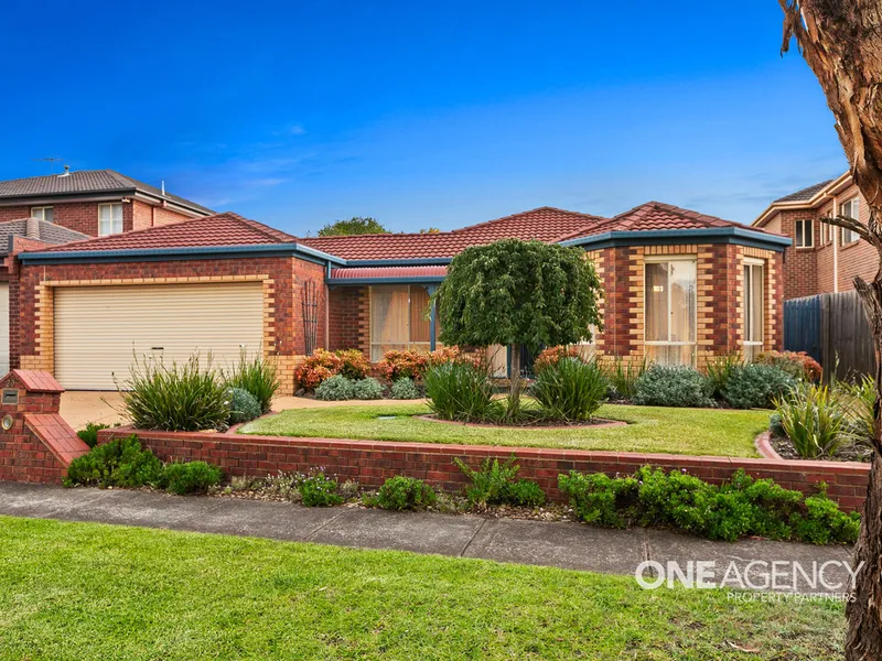 Must-See Family Home in Idyllic Seabrook Location