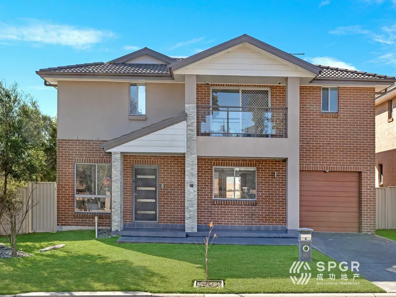 Modern Elegance: 5-Bedroom Home in the heart of Kellyville Ridge – The Ponds High & John Palmer catchments