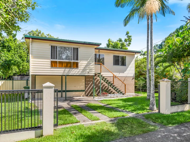 ELECTRIC GATE FOR SECURITY WITH DECK!