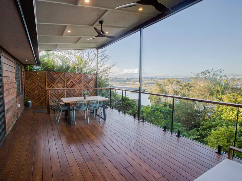 Nature Lovers Paradise with Great Water Views - 2 bedroom + Study