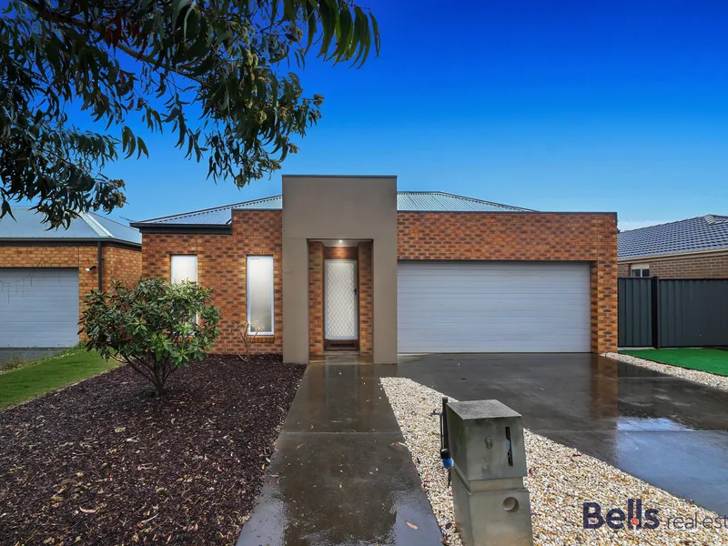 Fantastic Floorplan, Perfectly Positioned